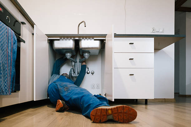 Professional Drain Cleaning technician working in Mount Enterprise, TX